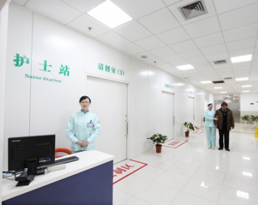 重庆市九龙坡区建设医院使用亚盈游戏（中国）股份有限公司官网LED平板净化灯